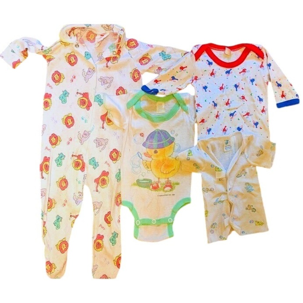 Infant Baby Vintage Lot Sleeper / Romper One Piece Clothing Playskool USA Animal